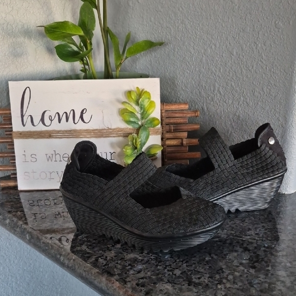 bernie mev. Shoes - Bernie MEV New York Basket Weave Wedge Shoes Size Womens EU 40/US 9